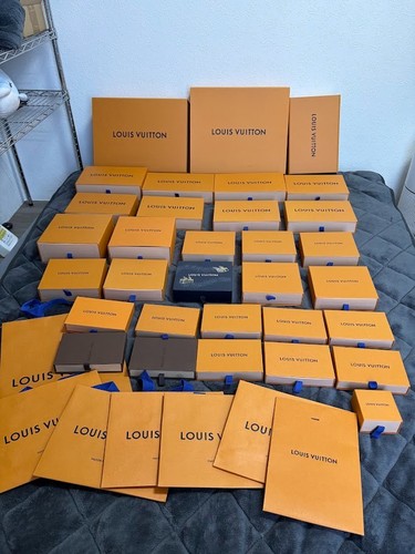 Louis vuitton empty box - box, dust