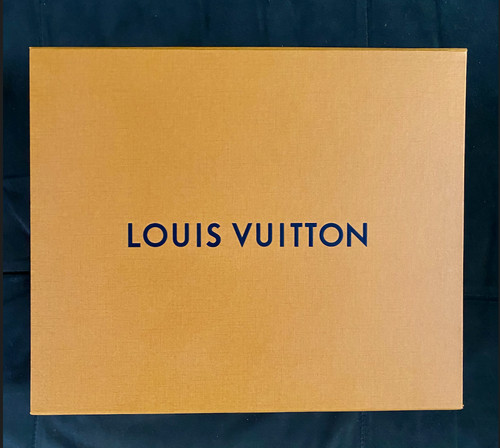 Authentic louis vuitton - louis,